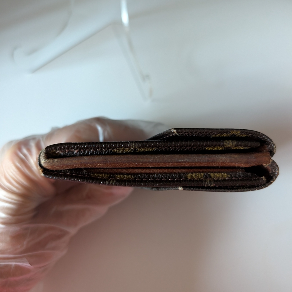 Louis Vuitton Vintage Monogram Wallet 1986 - Picture 6 of 16